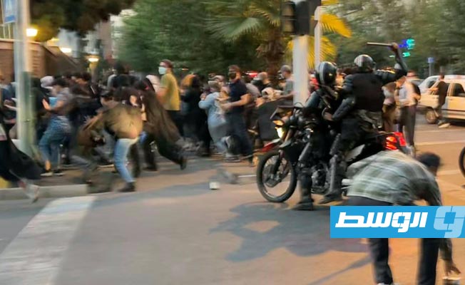التلفزيون الإيراني: 17 قتيلا منذ اندلاع الاحتجاجات على وفاة مهسا أميني