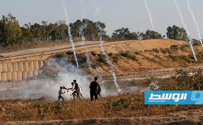 قوات الاحتلال تطلق الغاز قرب مجمع مدارس في الخليل.. وإصابة العشرات