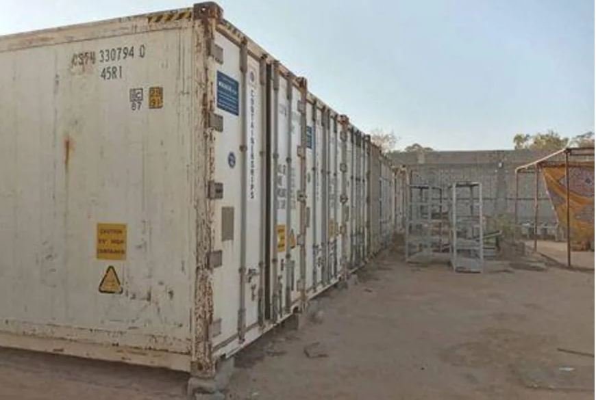 Bodies of 742 ISIS fighters left rotting in refrigerators outside of Misrata