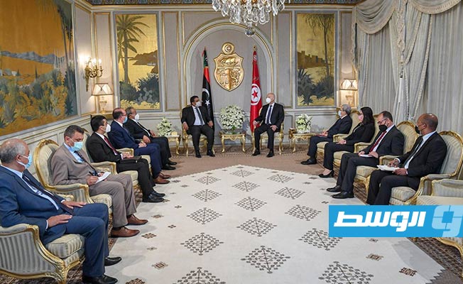 المنفي يؤكد ضرورة التعاون الأمني مع تونس