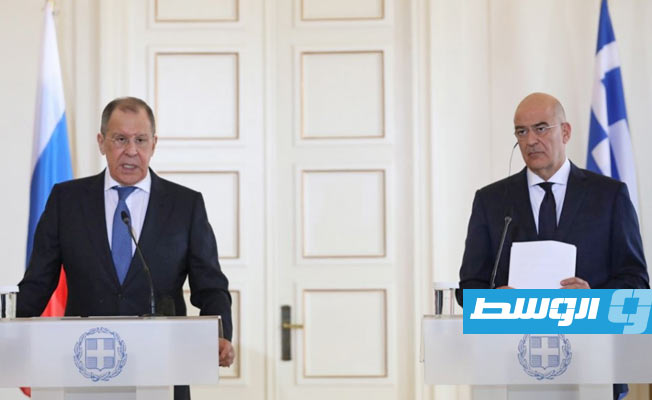 وزير الخارجية الروسي يبحث الوضع الليبي في اتصال مع نظيره اليوناني