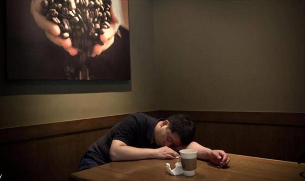 دراسة: تناول القهوة قبل النوم لا يسبب الأرق