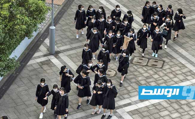 تمرد على «القواعد الصارمة» في المدارس اليابانية