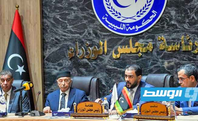 Libya's parliament-appointed government threatens oil blockade over Tripoli government's use of energy revenues
