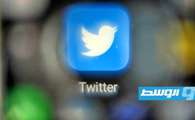 سهم «تويتر» يتخلى عن مكاسبه بعد ابتلاع «الحبة السامة»