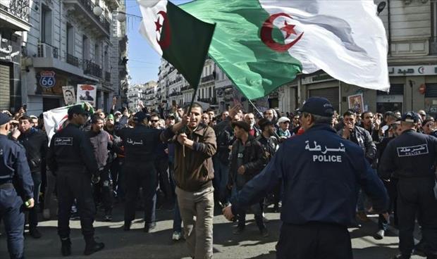 الحراك الجزائري يثبت صموده بمسيرات حاشدة في الذكرى الأولى لانطلاقته