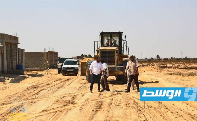 الدبيبة يزور بلدية زوارة للاطلاع على مشاكل المواطنين