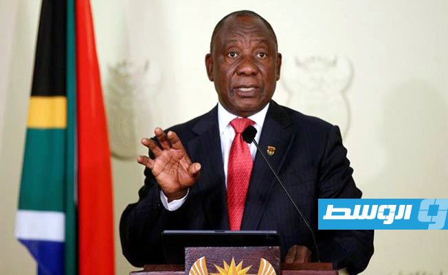 رئيس جنوب أفريقيا يطلب رفعا «فوريا» لقيود السفر المفروضة على بلاده