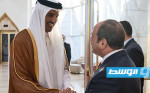 السيسي يصل قطر في أول زيارة منذ توليه رئاسة مصر