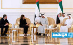 وفد أميركي رفيع ترأسه هاريس يلتقي رئيس الإمارات الجديد محمد بن زايد