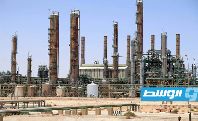 تقرير دولي يكشف أهم 5 شركاء أجانب مستحوذين على استثمارات الطاقة في ليبيا