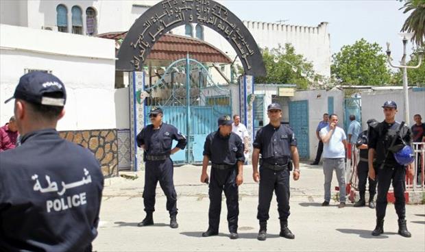 الجزائر ..بدء محاكمة مسؤولين سابقين ورجال أعمال بتهم الفساد