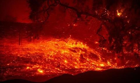 موسم الحرائق يبلغ ذروته في كاليفورنيا وإجلاء آلاف الأشخاص