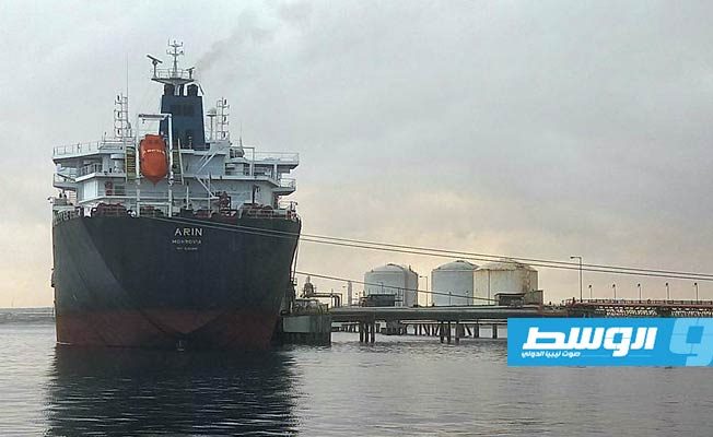 مؤسسة النفط تعلن «القوة القاهرة» في ميناء البريقة