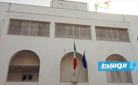 السفارة الإيطالية تدين الغارات الجوية على الجزء المدني من مطار مصراتة