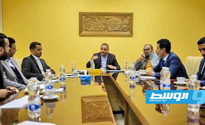 المؤسسة الليبية للاستثمار تناقش آلية البدء في مشروع التحول