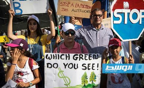 「私たちの惑星は危険にさらされています」..気候のためのモロッコのデモ隊
