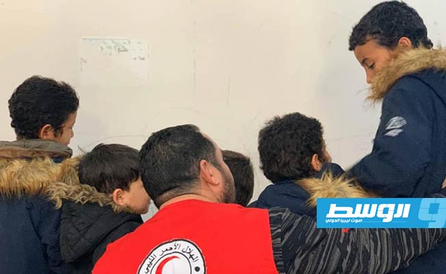 وفد تونسي يتسلم في مصراتة 6 من «أطفال داعش» لإعادتهم إلى بلادهم