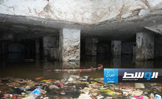 عمارة آيلة للسقوط في بنغازي تهدد حياة قاطنيها