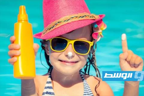 سبراي واقي شمس لأطفالك في المنزل بمكونات بسيطة وآمنة