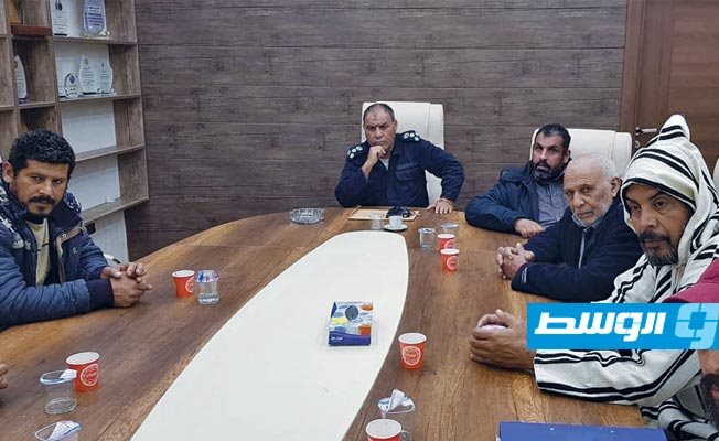 «تسييري طبرق» يبحث مع ممثل البلدية في مجلس النواب المشاكل الأمنية بالمدينة