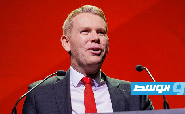 إصابة رئيس وزراء نيوزيلندا بـ«كوفيد» قبل أسبوعين من الانتخابات
