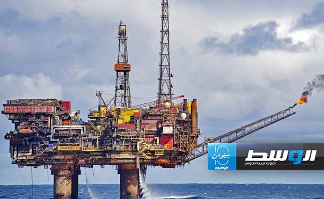 السنغال تشكل لجنة خبراء لإعادة التفاوض على عقود النفط والغاز والتعدين