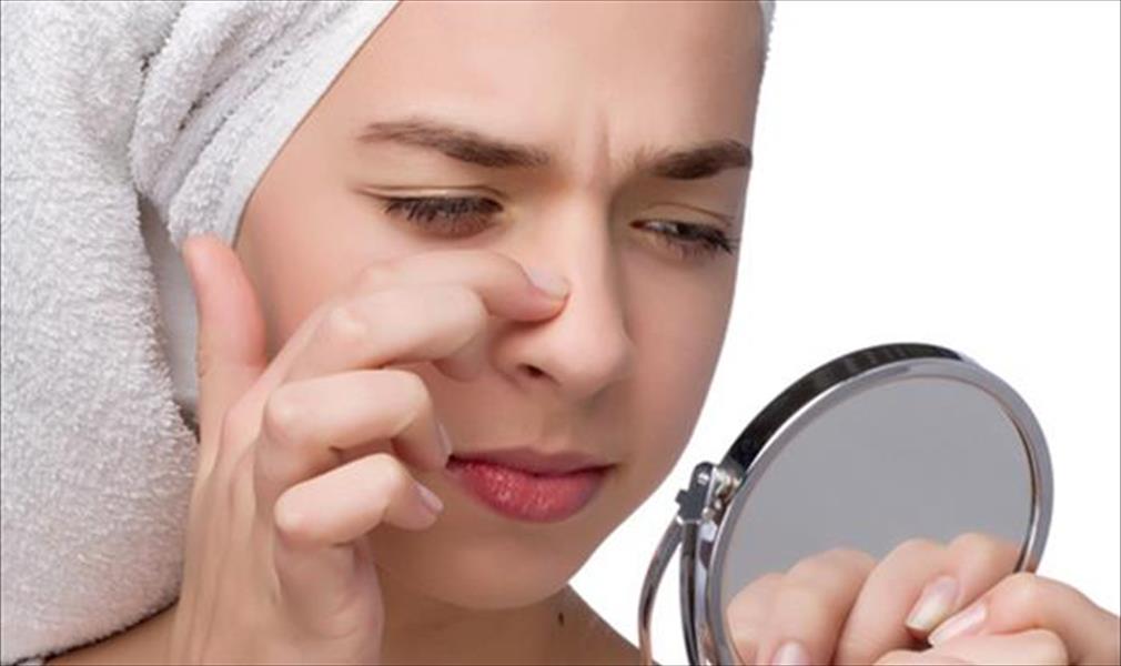 اصنعي مزيل الرؤوس السوداء بنفسك