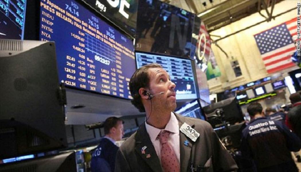 الأسهم الأميركية تنخفض بفعل أزمة اليونان