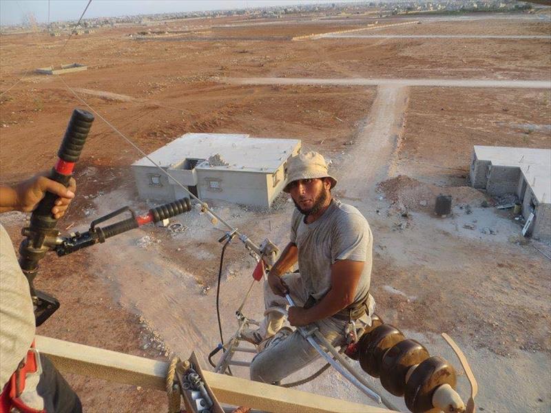 مسؤول بكهرباء بنغازي: لم يبق بالمدينة إلا محطتان لتوليد الكهرباء