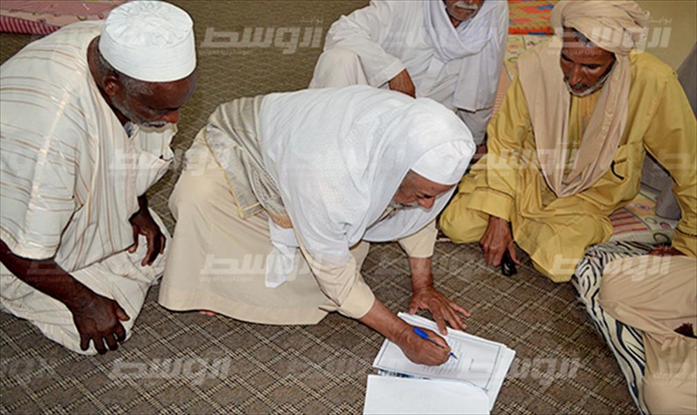 عودة عائلات نازحة إلى حي الطيوري في سبها
