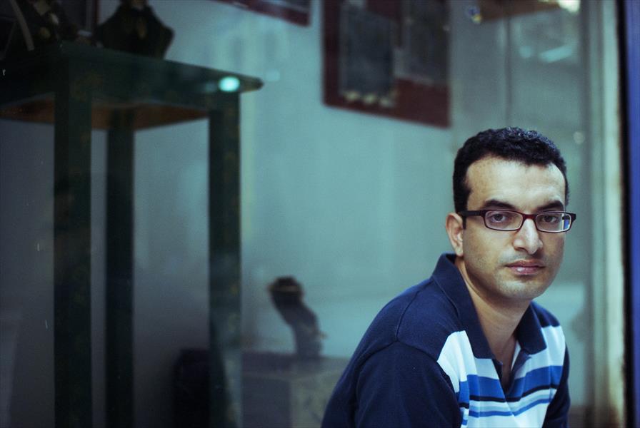 محمد ربيع: البوكر غير مهتمة بأسماء راسخة