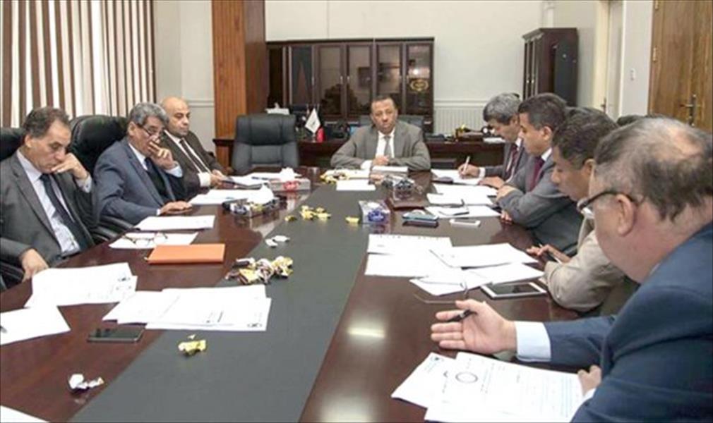 الحكومة الموقتة ترفع الحراسة عن أموال وممتلكات بعض الأشخاص