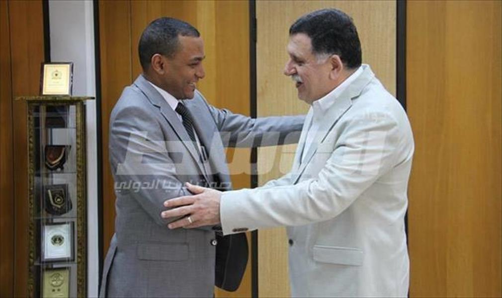 السراج يلتقي الجضران في العاصمة طرابلس
