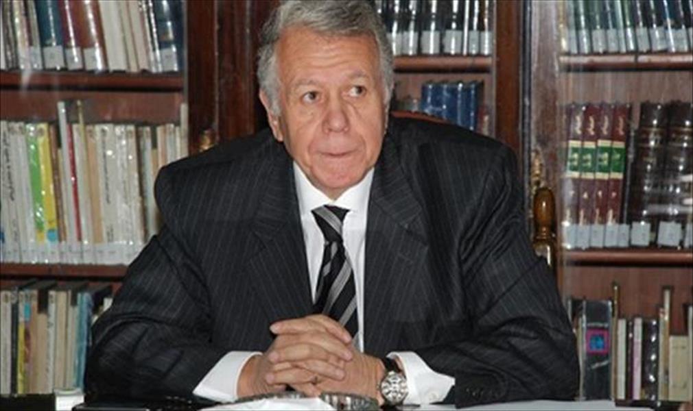 نقل رئيس الأهلي المصري إلى سجن طرة لحبسه على ذمة قضايا فساد