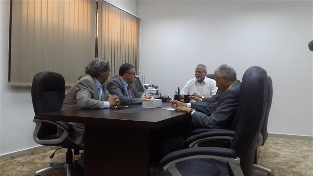 العريبي يبحث مع الحبري إعادة إعمار بنغازي