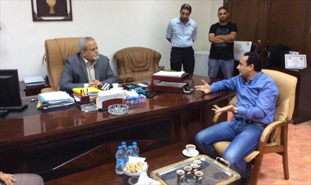 العريبي يتابع مشاكل مستشفى الجلاء في زيارة مفاجئة