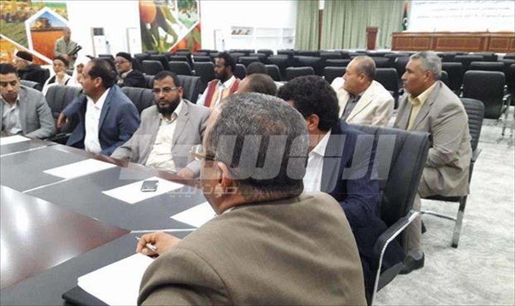 وفد من مجلس أعيان ليبيا يتوجه إلى سبها لدعم المصالحة بين القذاذفة وأولاد سليمان
