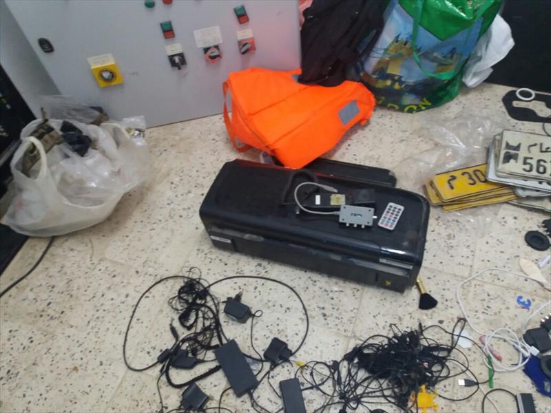 ضبط عصابة ببنغازي تسرق البيوت بالمناطق التي يسيطر عليها الجيش