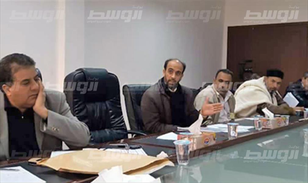 جامعة بني وليد تناقش مشاكل المعيدين المتعثرين وسد عجز المدرسين بالكليات