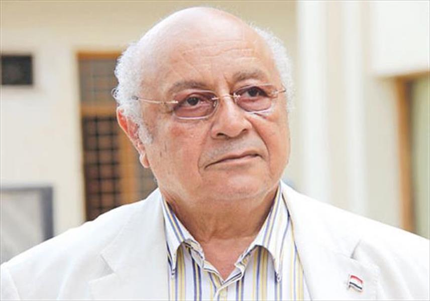 الموت يُغيب الشاعر المصري سيد حجاب عن 77 عامًا