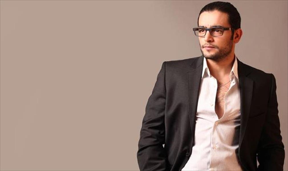 هاني سلامة يواجه انفجارات دهشور بسبب «طاقة نور»