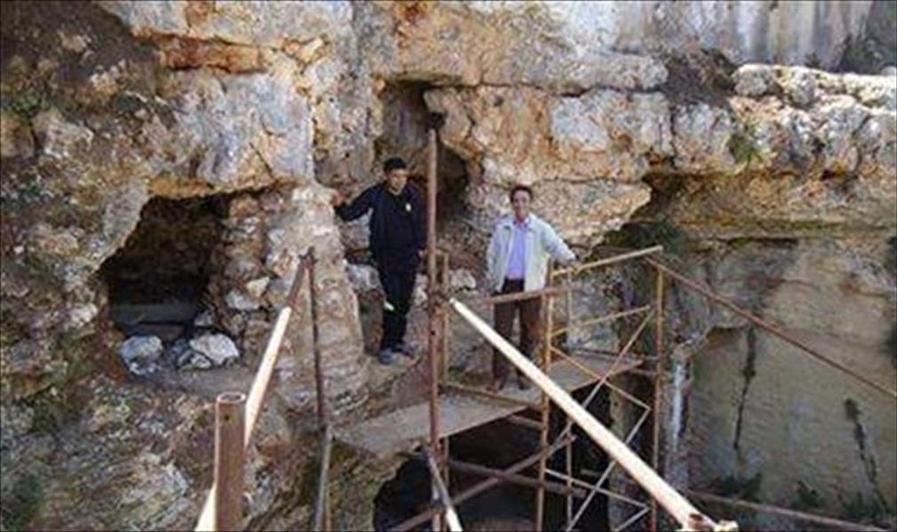 رئيس مصلحة الآثار يتفقد سير العمل بمراقبة شحات
