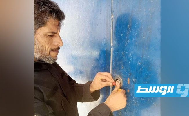 تشميع 3 مطاعم و5 محال مواد غذائية ومصنع لتحلية مياه الشرب في سرت