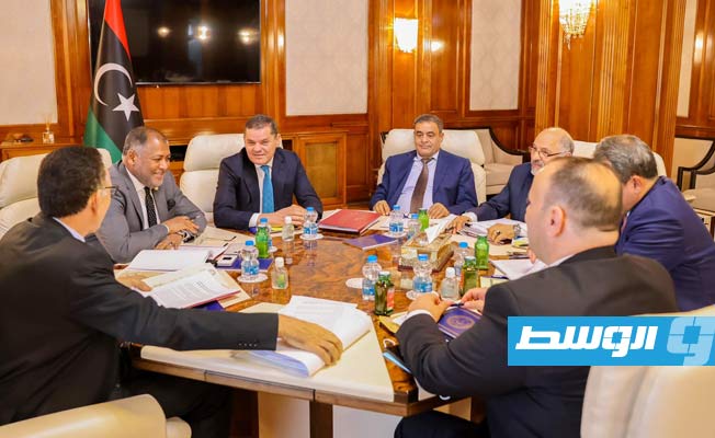 تعيين مجلس إدارة جديد للشركة القابضة للاتصالات برئاسة محمد بن عياد