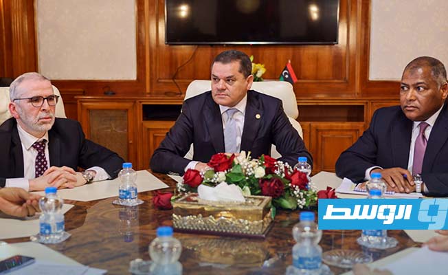 الدبيبة يوجه بالتنسيق بين 3 وزارات لدعم المؤسسة الوطنية لزيادة إنتاج النفط