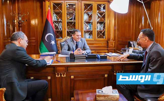 الدبيبة يستعرض مع الحويج مشروع إنشاء ديوان الحبوب وتنظيم استيراد السلع الأساسية