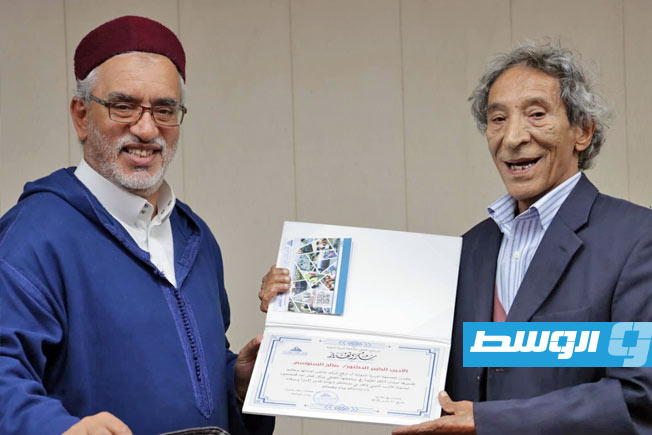 الجامعة الدولية تحتفي بالأديب صالح السنوسي وروايته الجديدة