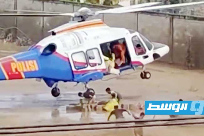 حصيلة الفيضانات في إندونيسيا تتخطى الألف قتيل