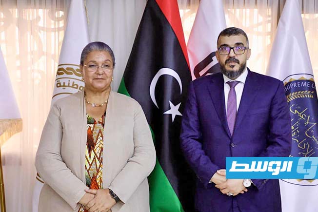 «العراقيل أمام اللامركزية» محور مناقشات التومي وتيتيه